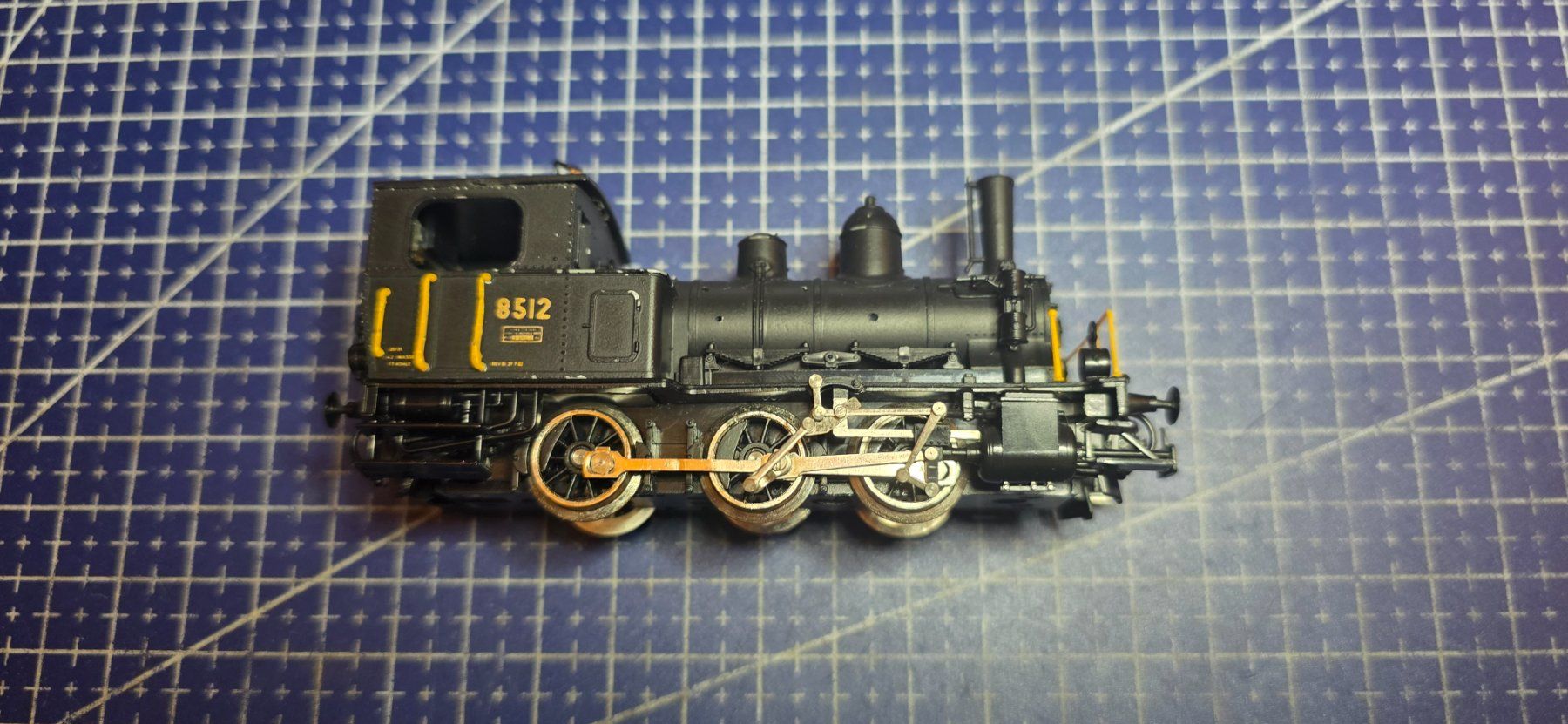 Roco Modellini di ferrovie: Roco E 3/3 8512 Tigerli, Dampflok der SBB Defeckt – Difettoso da Hochfelden venduto da Danizh0