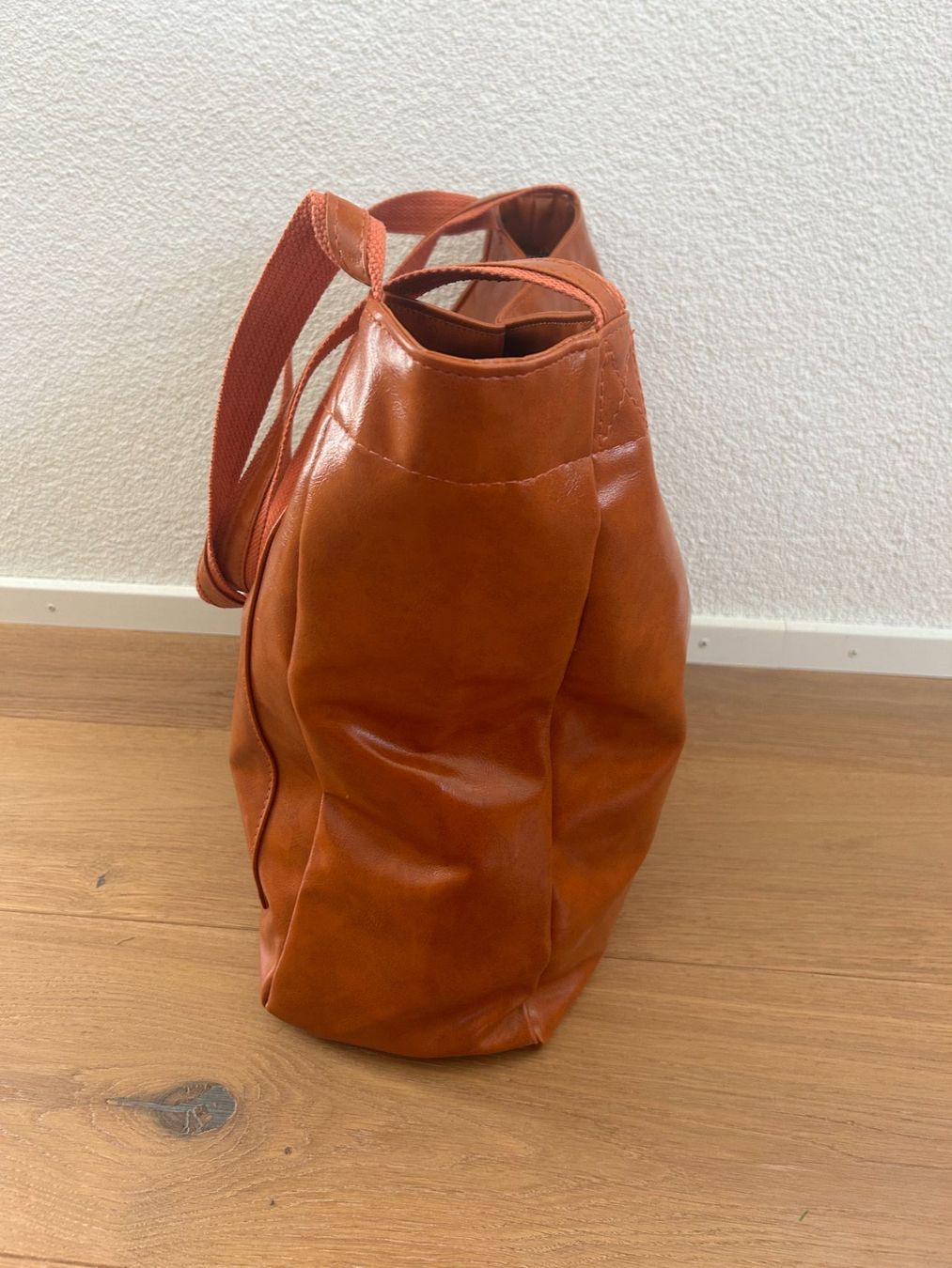 Borse da donna: Damen- Kunstlederhandtasche cognac no lable – Nuovo (secondo la descrizione) da Grub AR venduto da DukeStatham 1