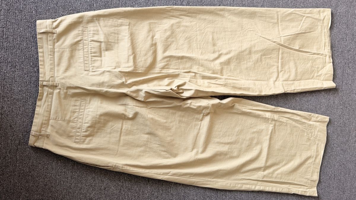 Massimo Dutti Pantaloni: Pantalon large Massimo Dutti beige taille 36 – Usato da Bulle venduto da LeMoleson 7