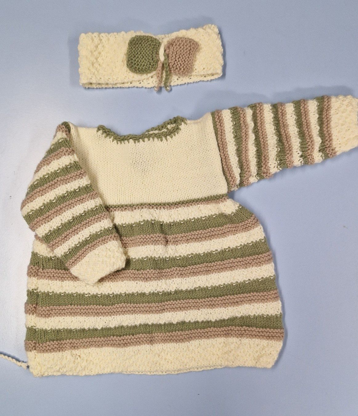 Vestiti & Gonne: Ensemble robe tricoté main 6-12 mois UNIQUE – Nuovo e nell'imballaggio originale da St-Imier venduto da goodber 4