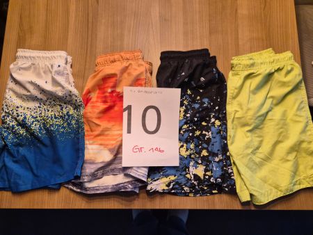 Kinderkleider Paket 10 "Badehosen" Gr. 146