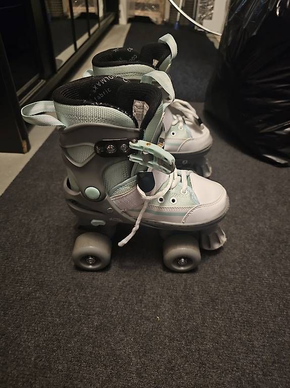 Patins à roul. & inline: Rollschuhe Kinder – D'occasion à Sursee par iva_jcp7 3