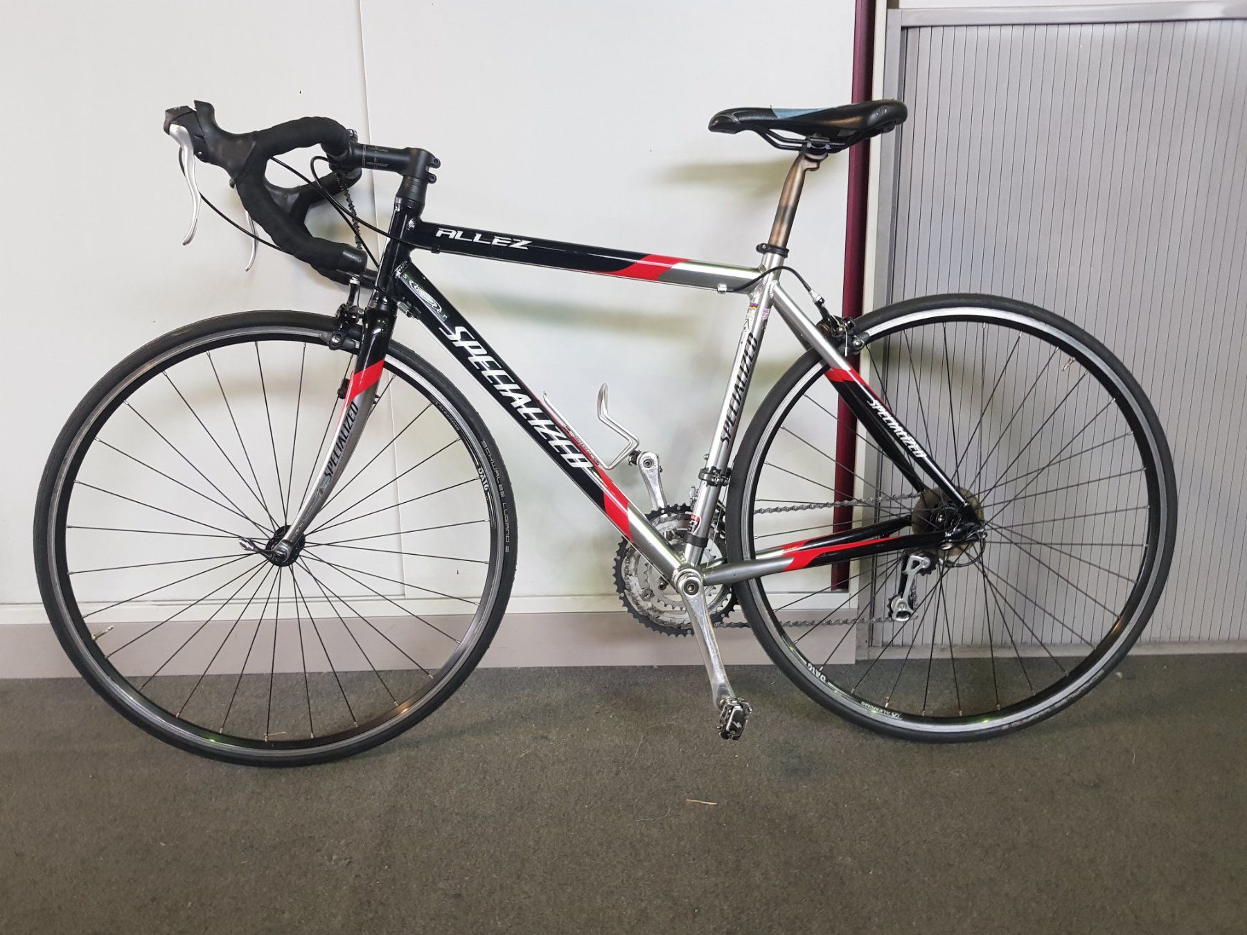 Specialized Biciclette: Velo Specialized – Usato da Münchenstein venduto da