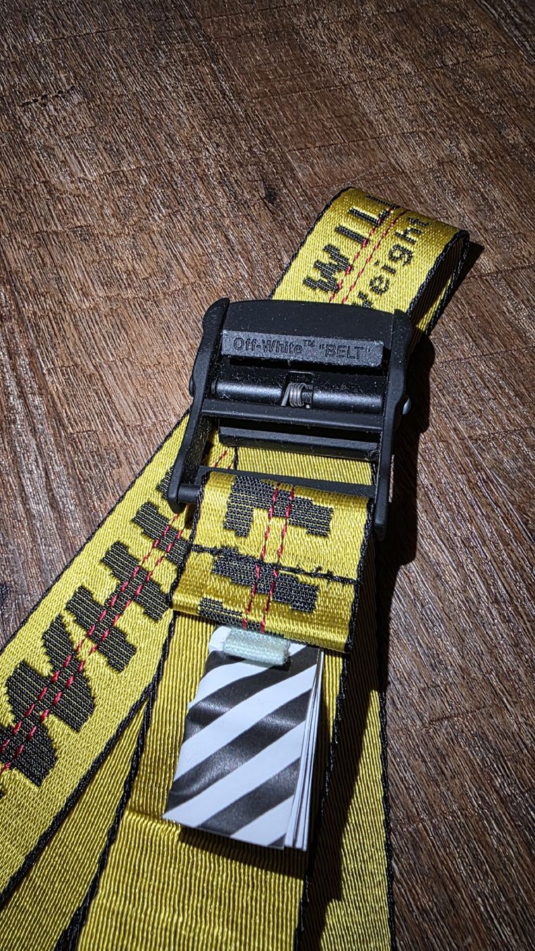 Off-White Cinture: Off-White industrial belt 2013 – Usato da Bonstetten venduto da mar_5hmn 2