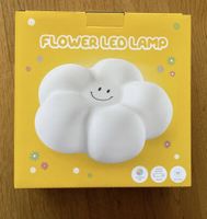 Süsse LED Blume Nachtlicht Lampe Batterie NEU 4 Farben