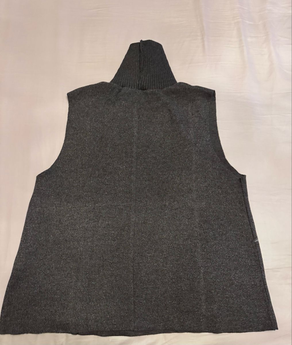 Zara Tops: Damen Rollkragen Weste / Top – D'occasion à Zürich par sop_9fqf 2