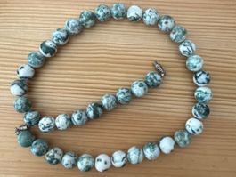 Exquisite, sehr spezielle Moosachat-Kette (50 cm)