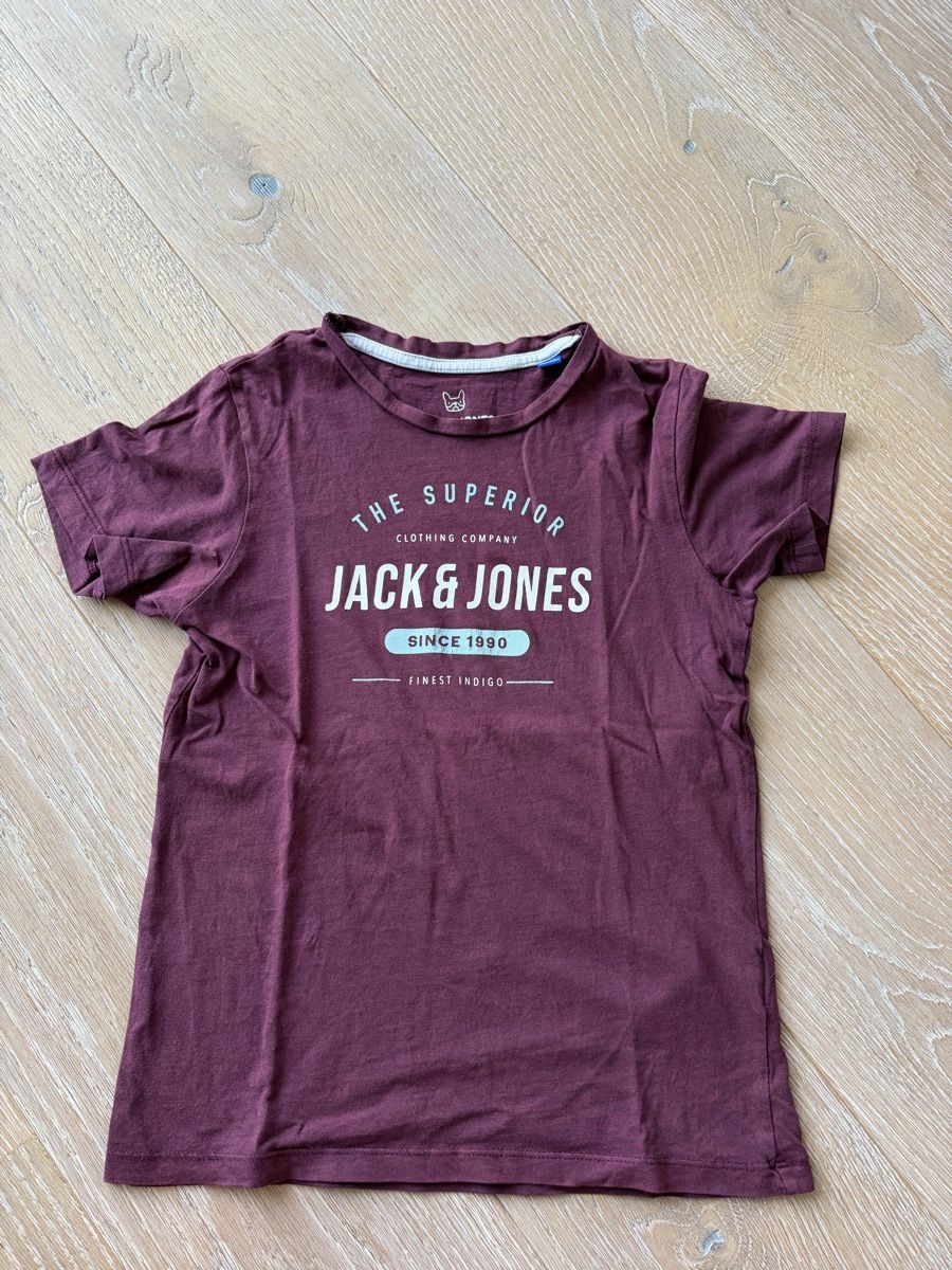 Jack & Jones Hemden, T-Shirts & Polos: T-Shirt Jack&Jones 140 – Gebraucht aus Aarburg von cha_6t8j