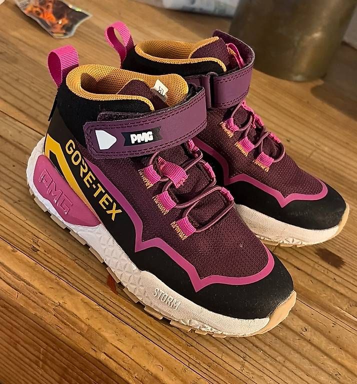 Schuhe für Mädchen: Gore Tex Schuhe Primigi Gr. 28 – Gebraucht aus Zürich von vio_vv97
