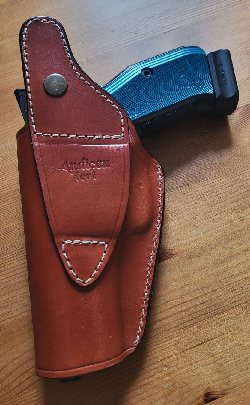 Tiro a segno: CZ Shadow 2 Lederholster – Nuovo (secondo la descrizione) da Mümliswil venduto da gaebu87 1