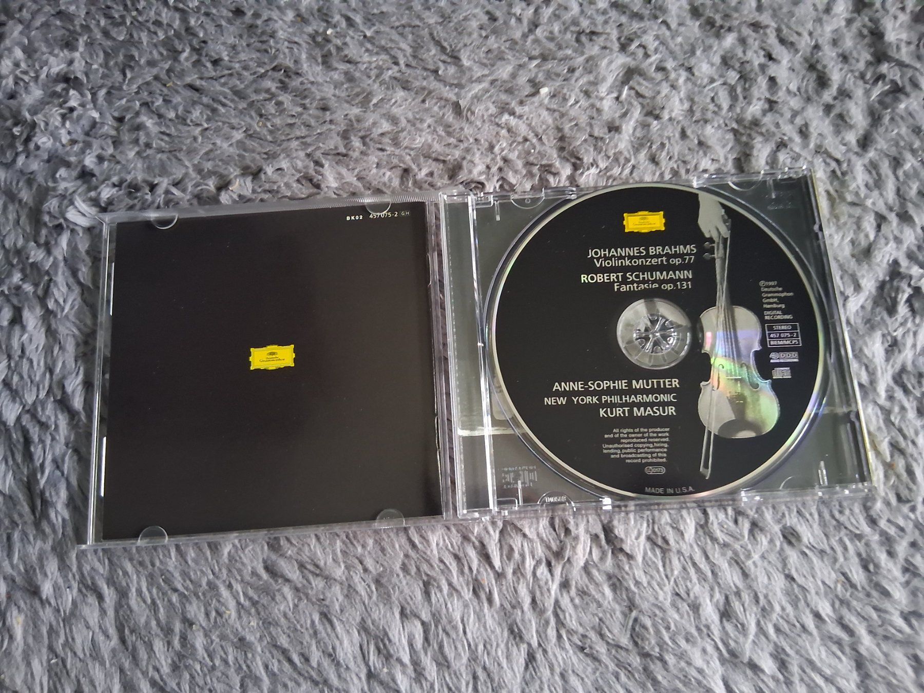 CD: ANNE-SOPHIE MUTTER    VIOLINKONZERT    CD – Usato da Wetzikon ZH venduto da Ramones01 2