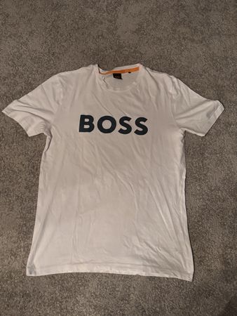 Herren T-Shirt BOSS Logo Weiss Groesse L guter Zustand