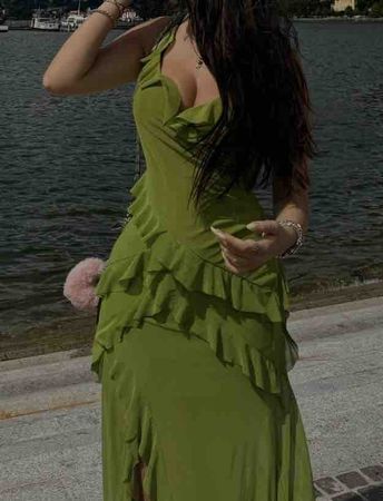 Damen Kleid olivgrün mit Rüschen gebraucht
