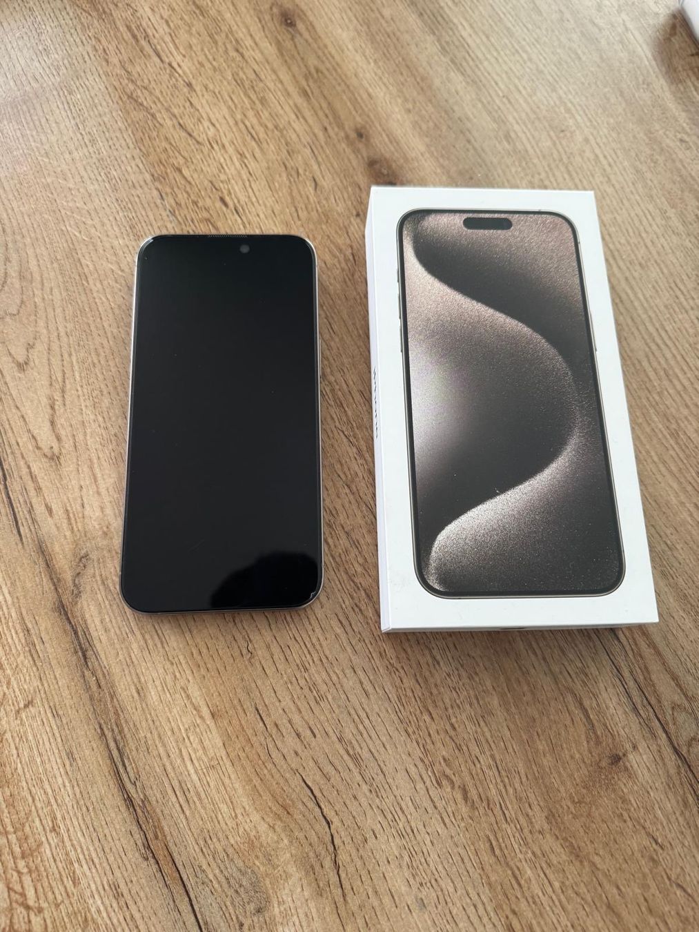 Apple Portables: iPhone 15 Pro Max 256GB – D'occasion à Schlieren par -medd- 3
