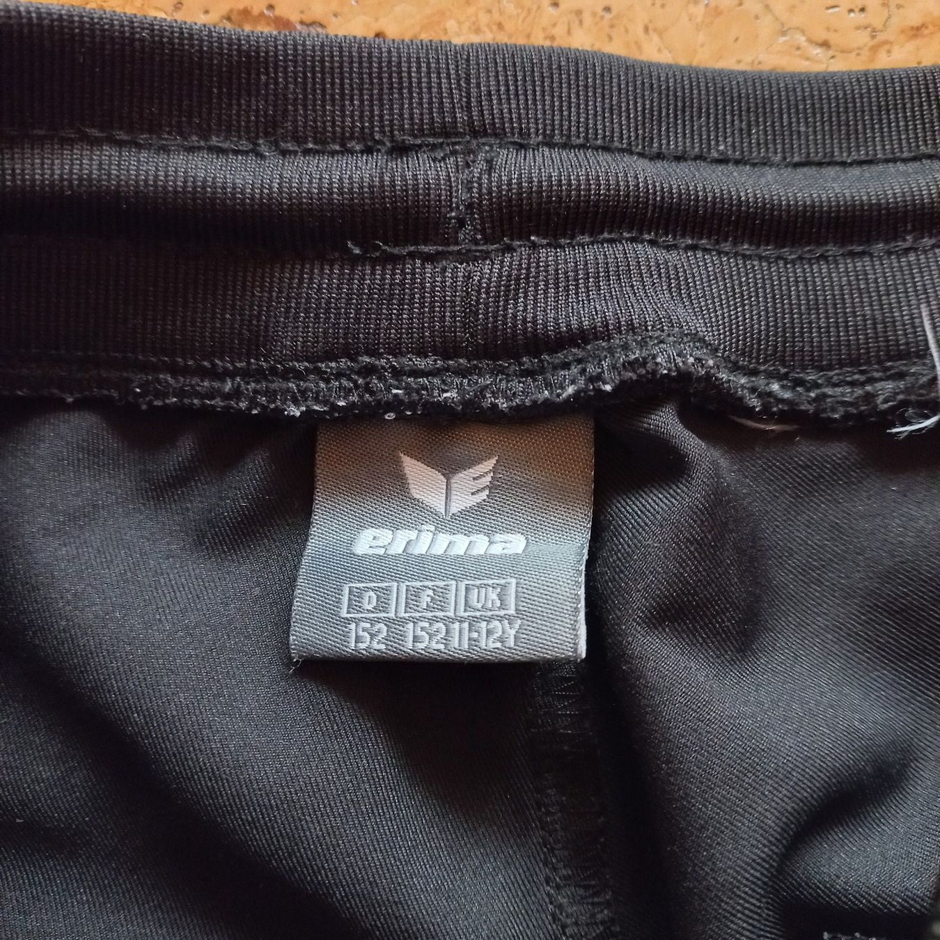 Erima Pantaloni: Trainingshose erima Kinder 152 – Usato da Brienz BE venduto da desire03 2