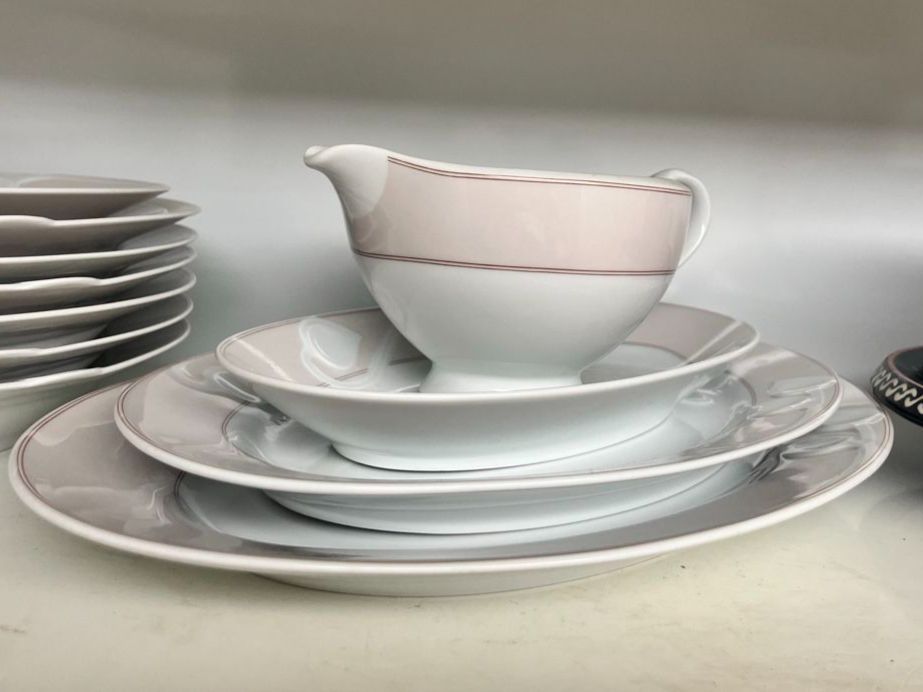 Set di piatti: Hutschenreuther Chloè Geschirrset – Usato da Zürich venduto da sop_5b8y 1