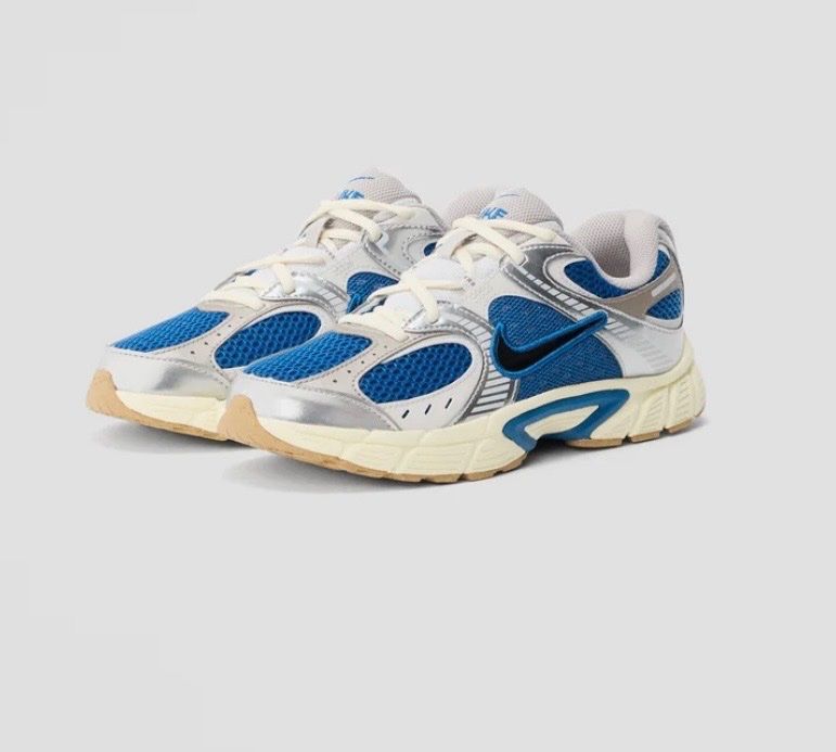 Nike Schuhe für Jungen: Nike Turnschuhe V5 Gr. 38.5 NEU – Neu und originalverpackt aus Waltenschwil von hansnine 6