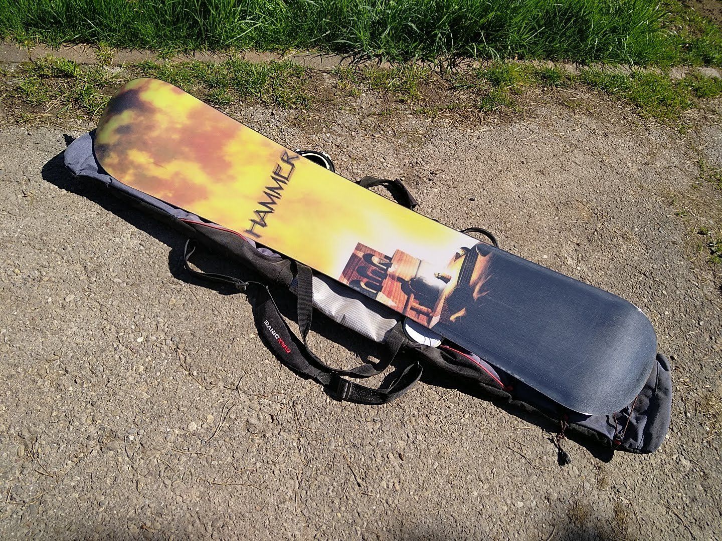 Board: Hammer Snowboard mit Burton Bindung & Tasche - 158cm – Difettoso da Ermenswil venduto da Hitz1 1