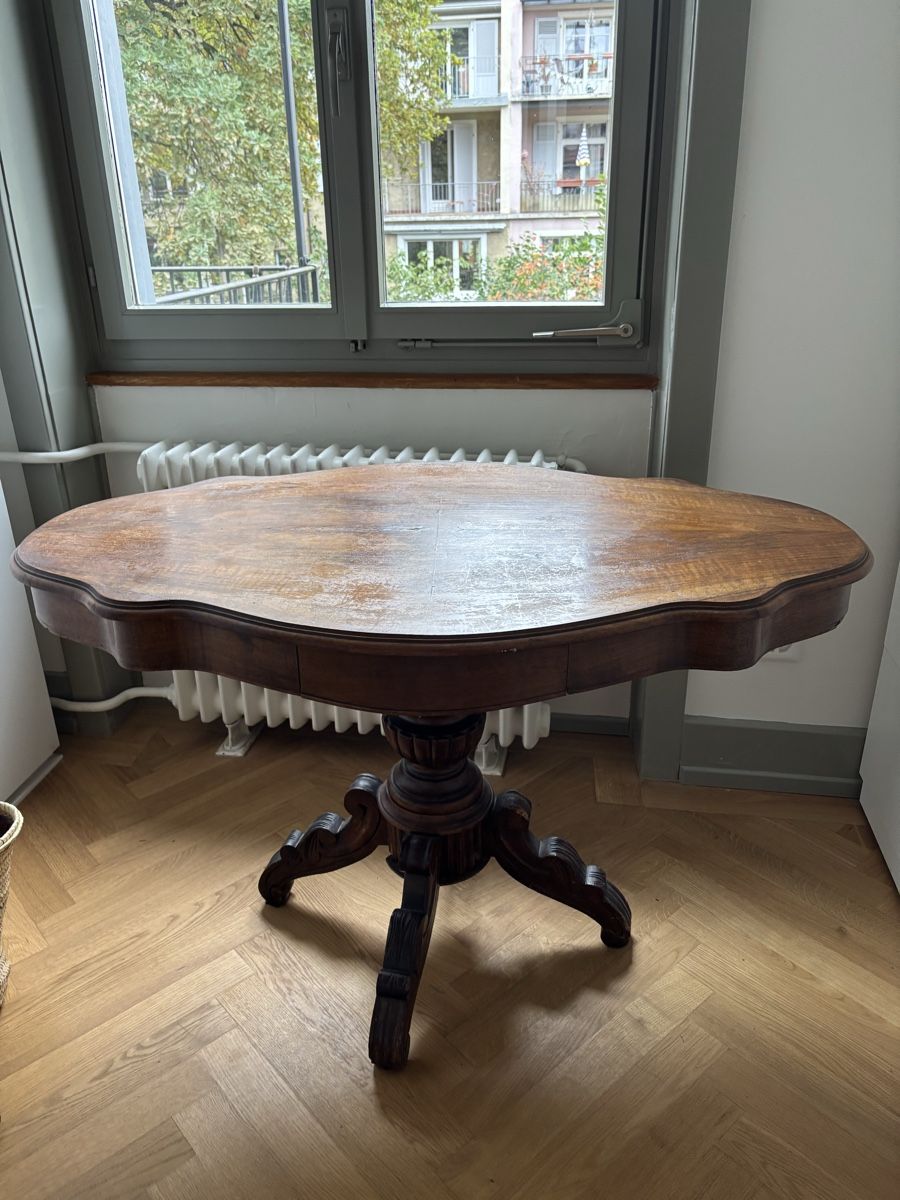 Tavoli: Antiker Tisch – Usato da Basel venduto da IreneAV 1