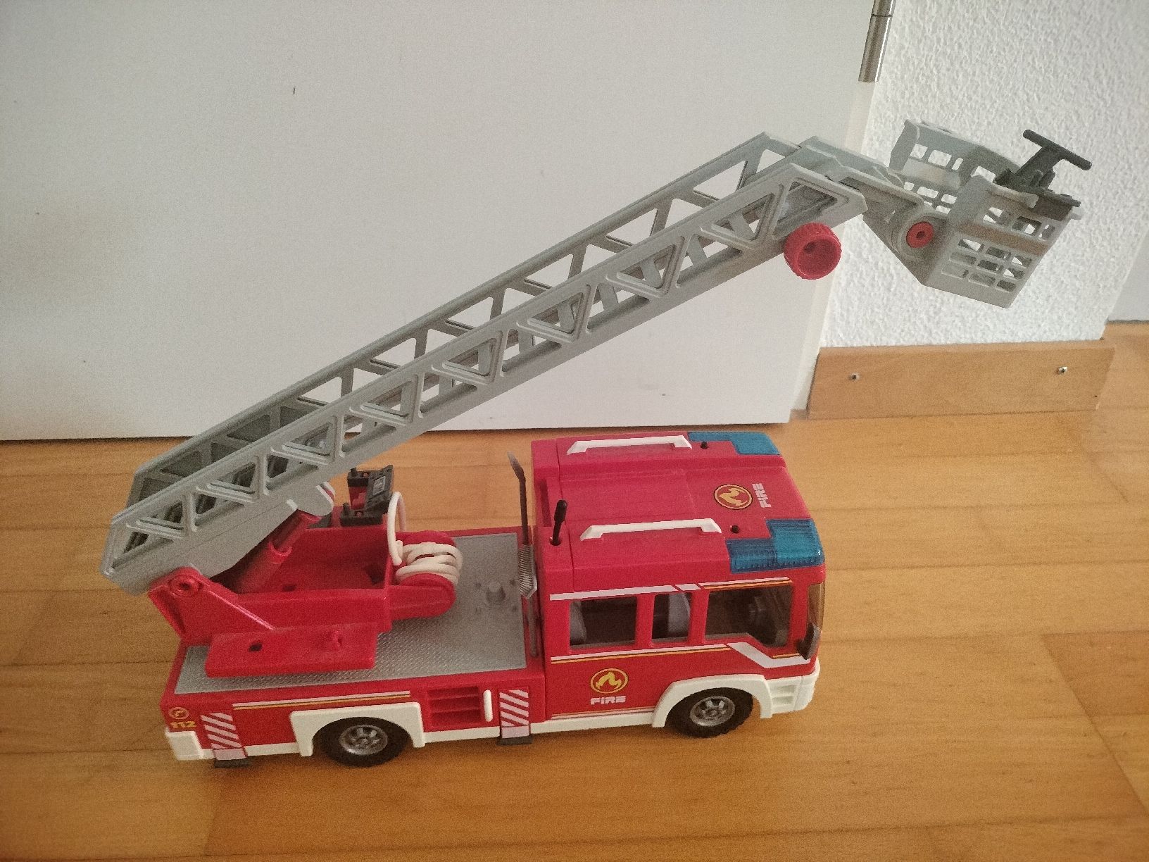 Playmobil Spielzeuge: Playmobil Feuerwehr Set – Gebraucht aus Niederweningen von noalor 5