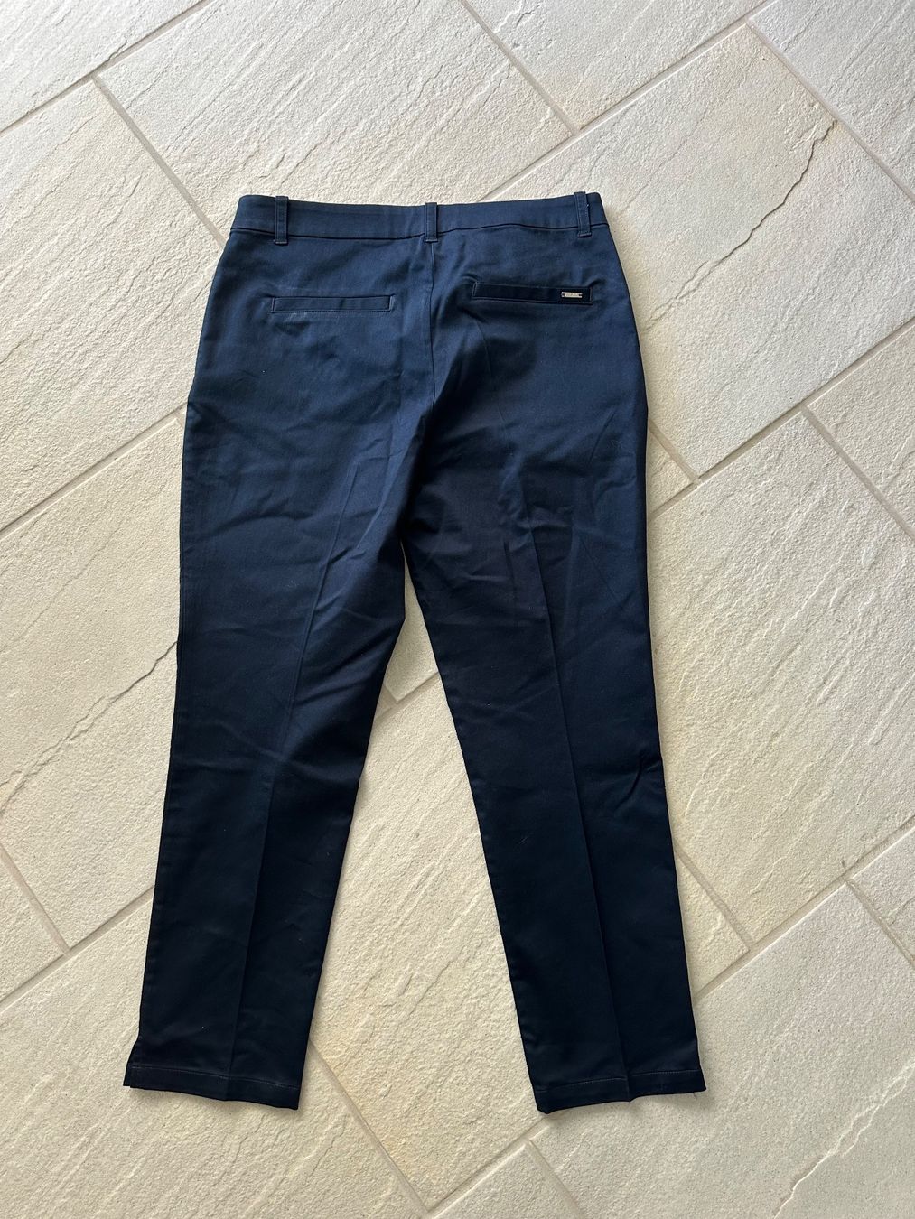 C&A Pantaloni: Damen Hosen dunkelblau – Usato da Pfäffikon ZH venduto da bingo74 2