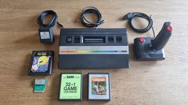 Atari 2600 Konsole + 3 Spiele und Zubehöre
