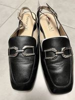 Escarpin neuf avec talon en cuir taille 39