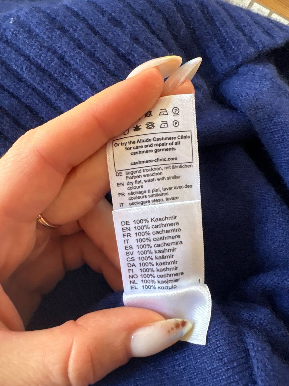 Maglioni & Felpe: Blauer Parentis Kaschmir-Pullover – Usato da Zürich venduto da ohanag 3