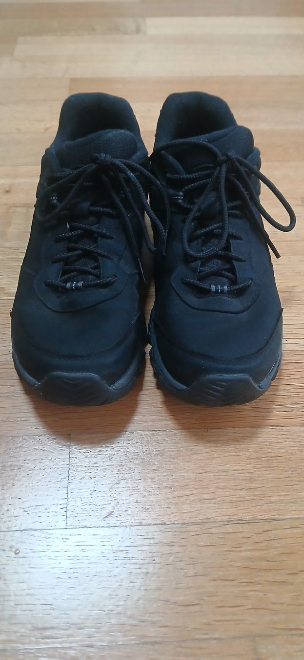 Chaussures hommes: Merrel Schuh schwarz – D'occasion à Niederwangen BE par Kimotsao 1
