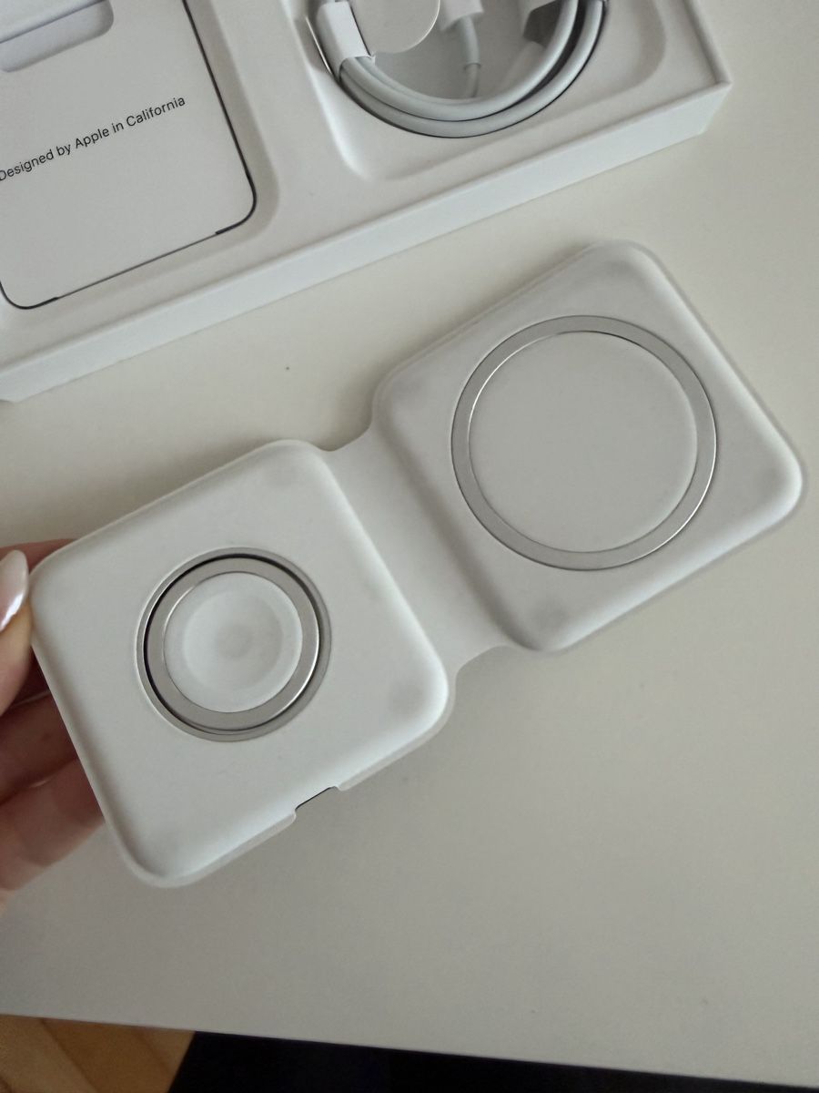 Apple Caricabatterie: Apple MagSafe Duo Charger – Usato da Solothurn venduto da Vintage87 1