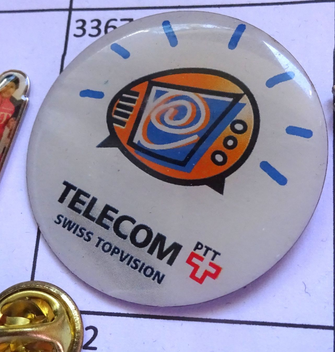 Plaketten & Abzeichen: Pin Telecom  Swiss Topvision – Gebraucht aus Utzenstorf von BUtter81