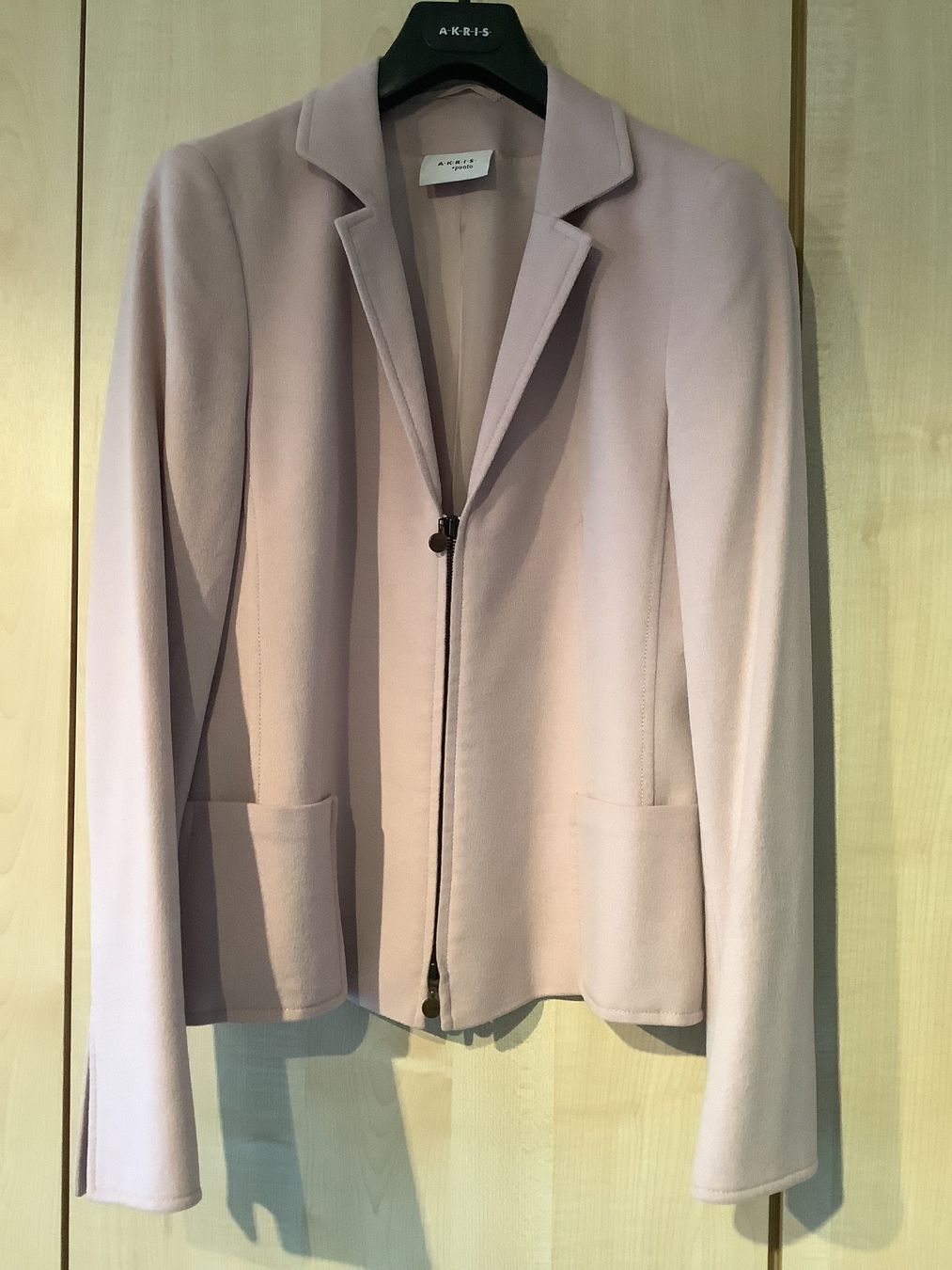 Akris Giacche: Akris Punto Blazer Gr. 38 – Usato da Adliswil venduto da Guempi1
