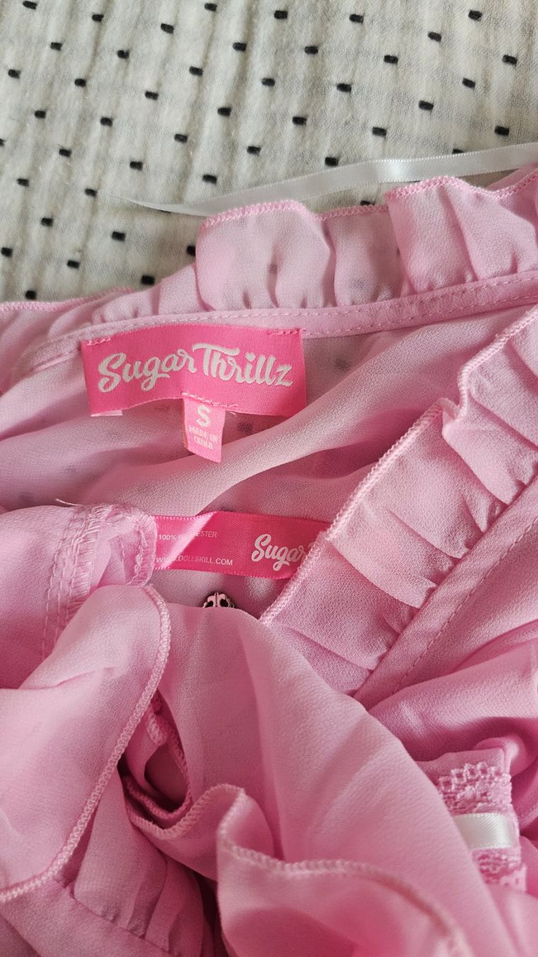 Robes: Robe courte rose Real Divinity de Sugar Thrillz – Neuf (Voir description) à Lausanne par feathernox 3