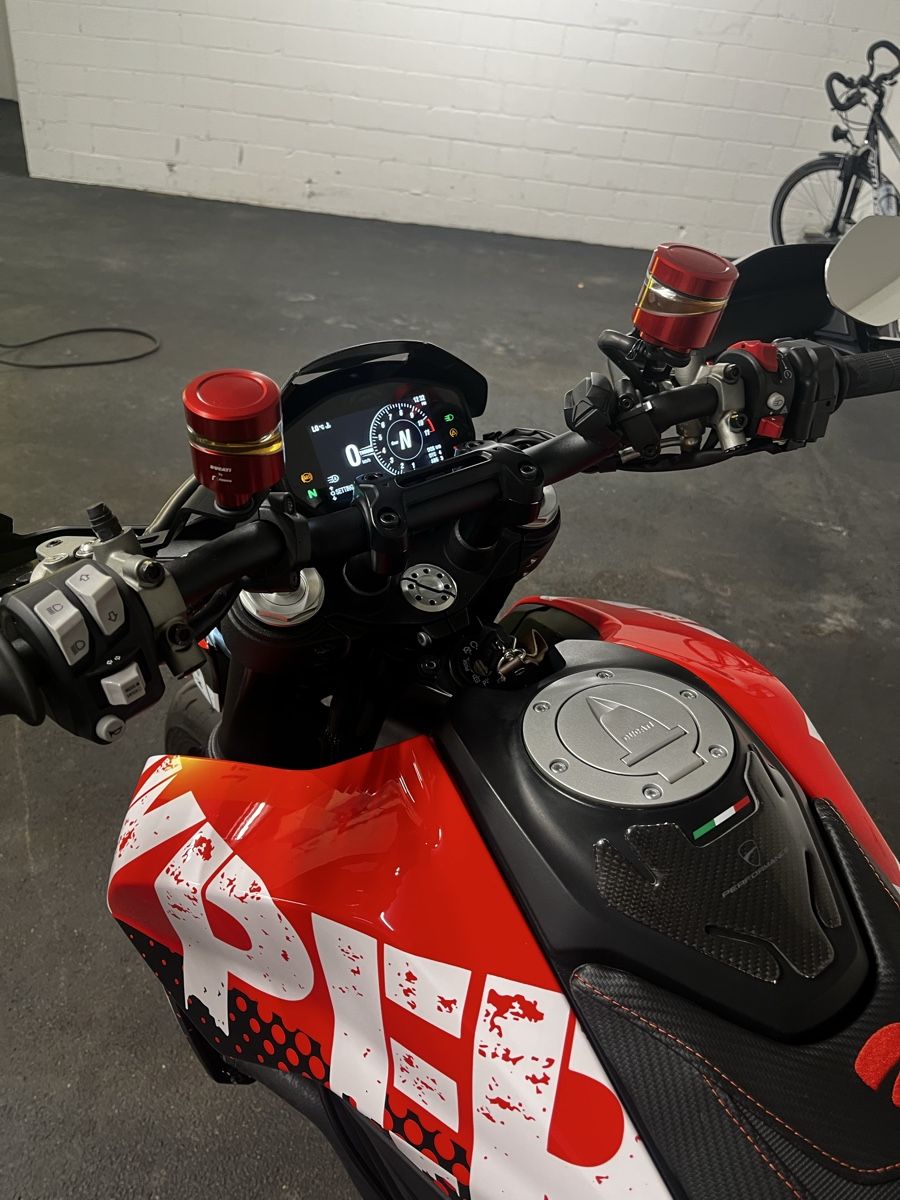 Ducati Strada: DUCATI HYPERMOTARD 950 RVE – Usato da Urdorf venduto da Rotti69 5
