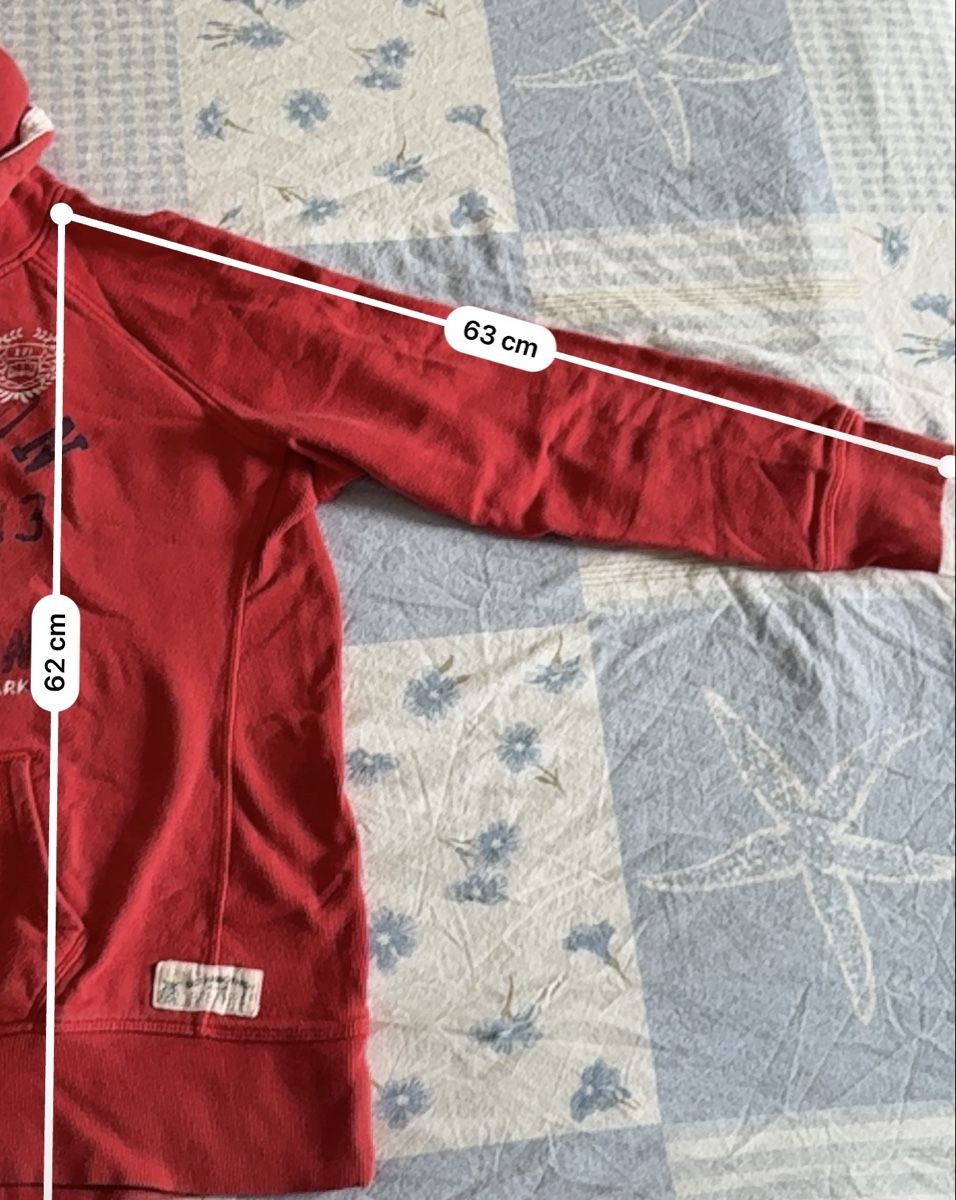H&M Pullover & Sweatshirts: H&M Kapuzen Pullover Hoodie rot, XL – Gebraucht aus Bern von friviaaeron 1