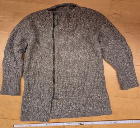 Strickjacke grau mit Reissverschluss Grösse L