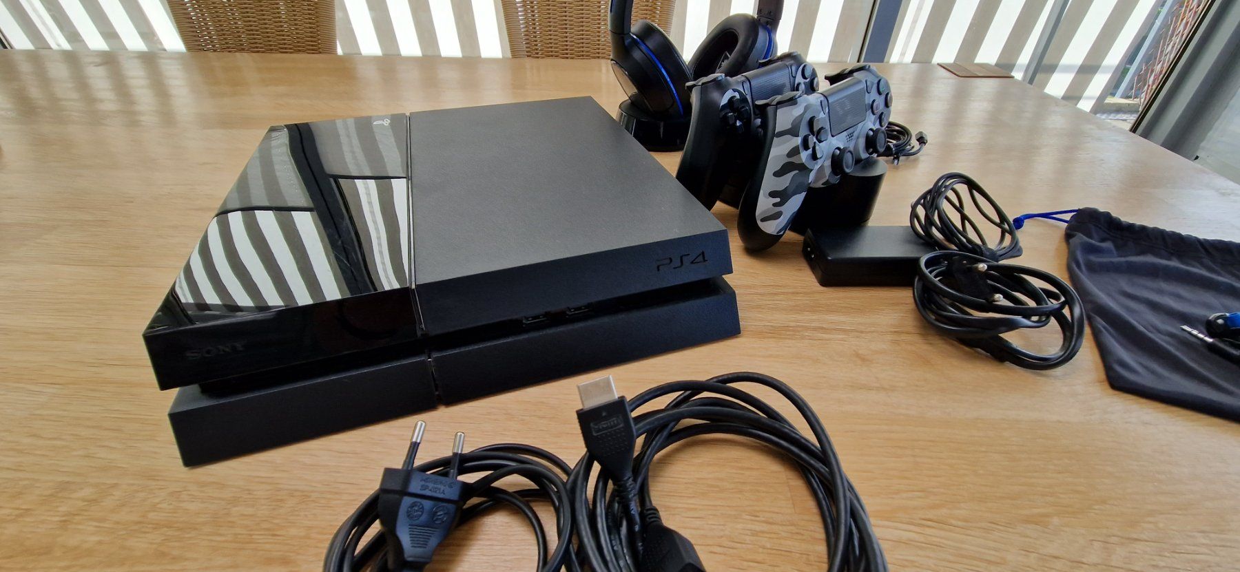 Sony Console: Playstation 4 500GB – Usato da Neftenbach venduto da and_8srl 4