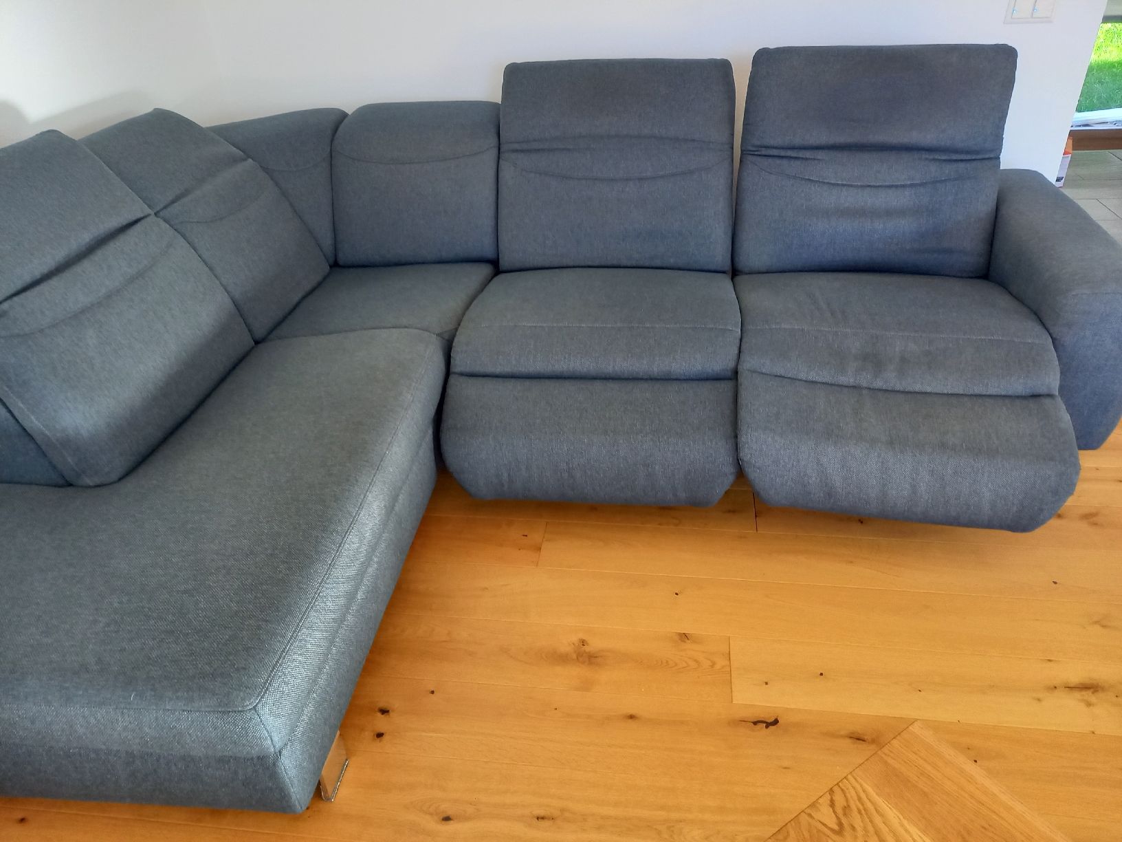 Divani: Ecksofa blau mit Relaxfunktion  – Usato da Ruschein venduto da dom_nbr2 2