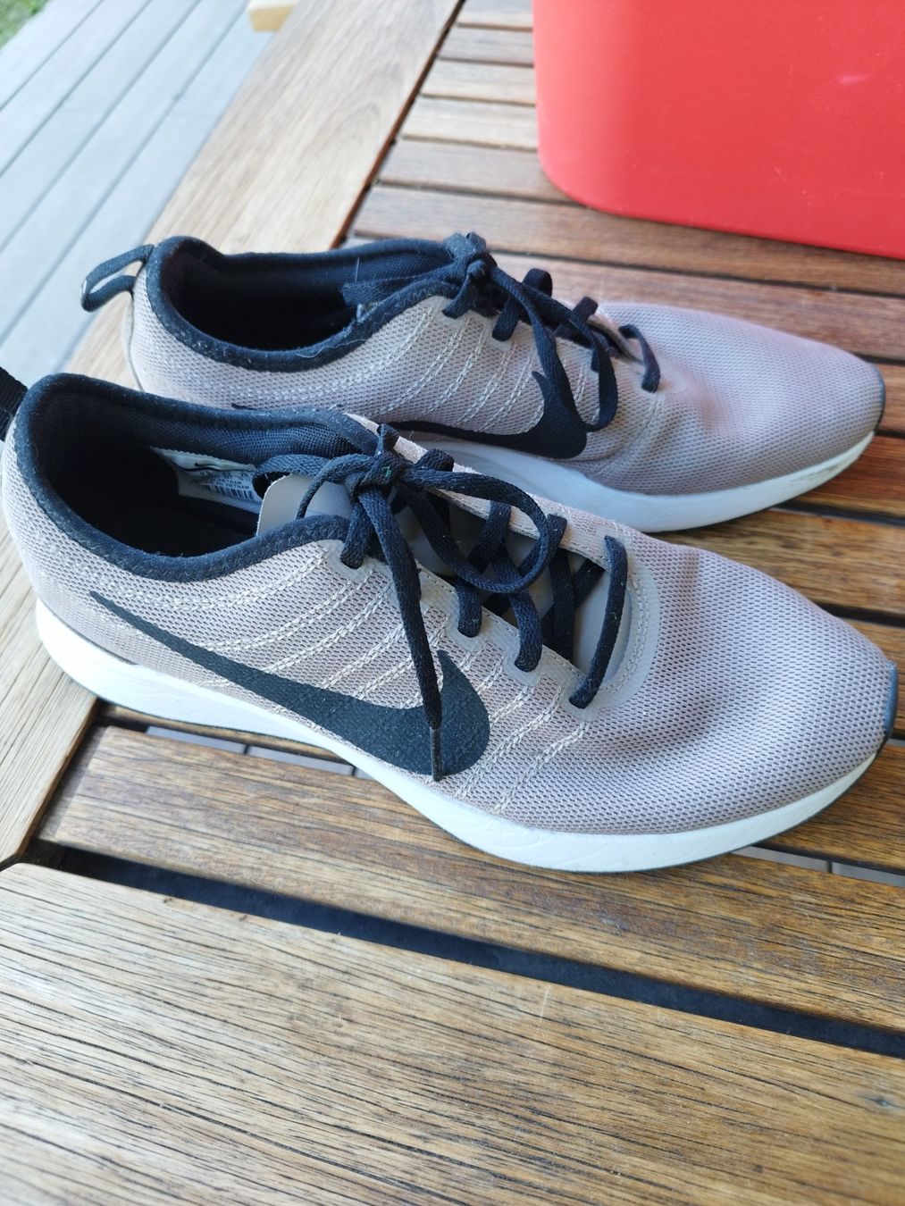 Nike Scarpe da uomo: Nike  taille 42 quasi neuve – Usato da Venthône venduto da milette01