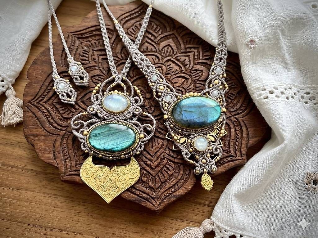 Ketten: Boho Mikro Makramee Schmuck – Neu (gemäss Beschreibung) aus Birmensdorf ZH von Zarafin