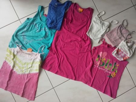 Kleiderpaket TOP /T - SHIRT Größe 140 -152