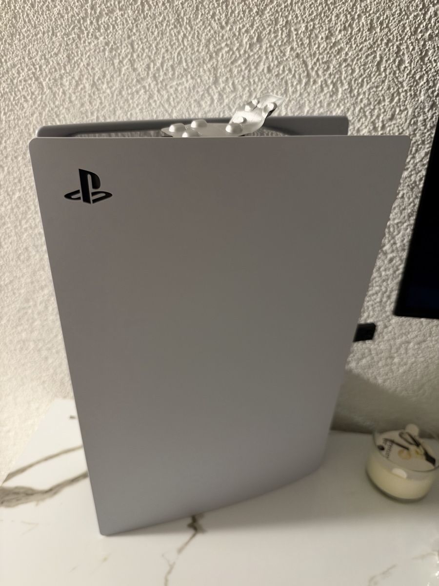 Sony Console: PlayStation 5 Konsole mit Controller und Headset weiss – Usato da Müntschemier venduto da dil_7rv7