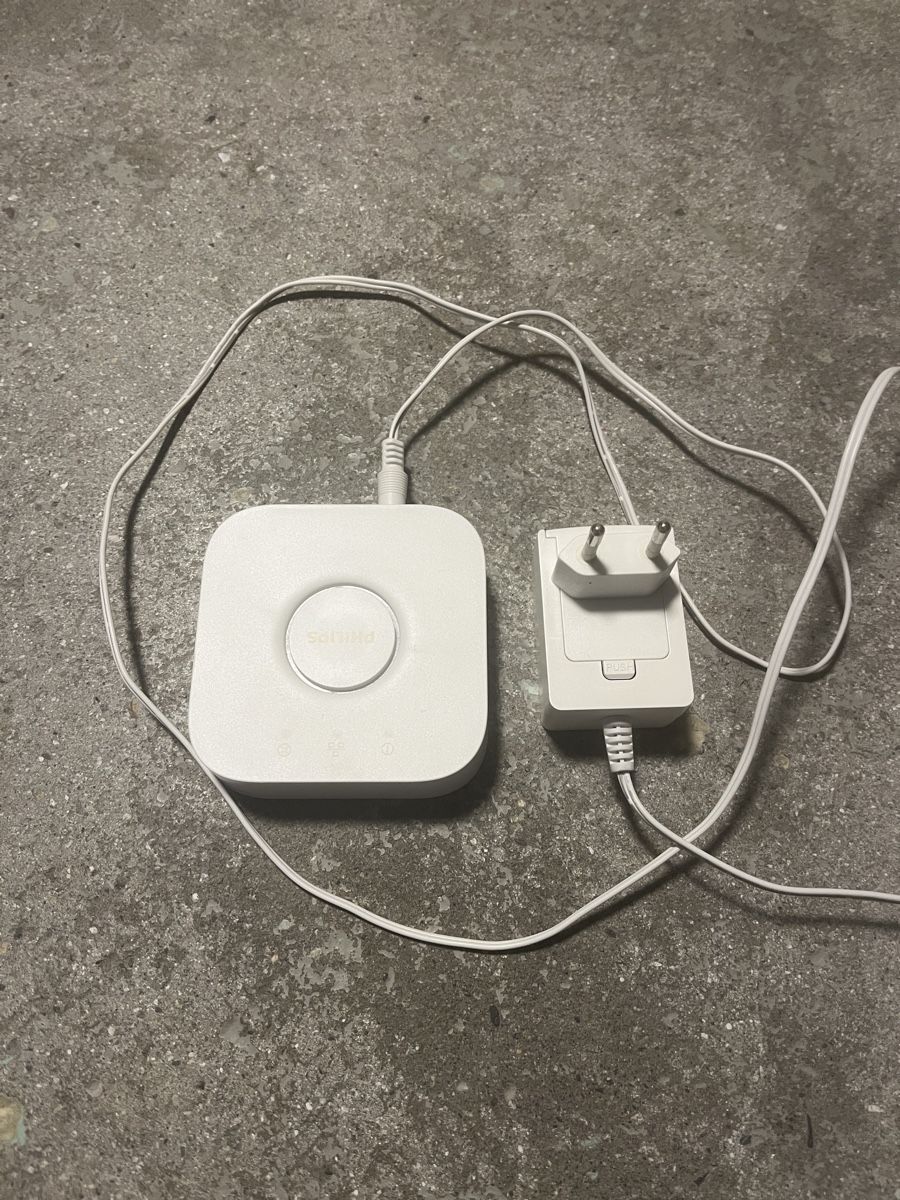 Philips Hub & Switch: Phillips Hue Bridge – Usato da Bauma venduto da Flavio_P