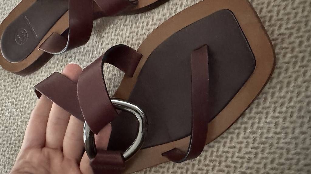 Damenschuhe: Massimo Dutti Sandalen - Gr.36 – Gebraucht aus Zürich von val_9sjh 2