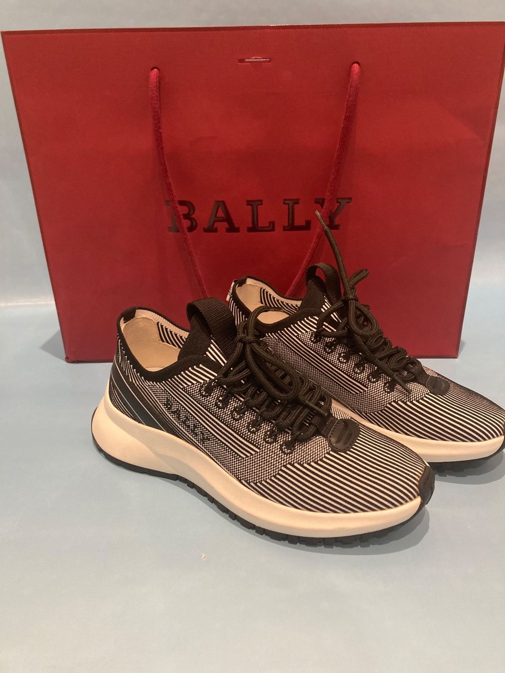 Bally Scarpe da donna: Bally sneaker no. 38 new – Nuovo e nell'imballaggio originale da Paradiso venduto da Kayakara