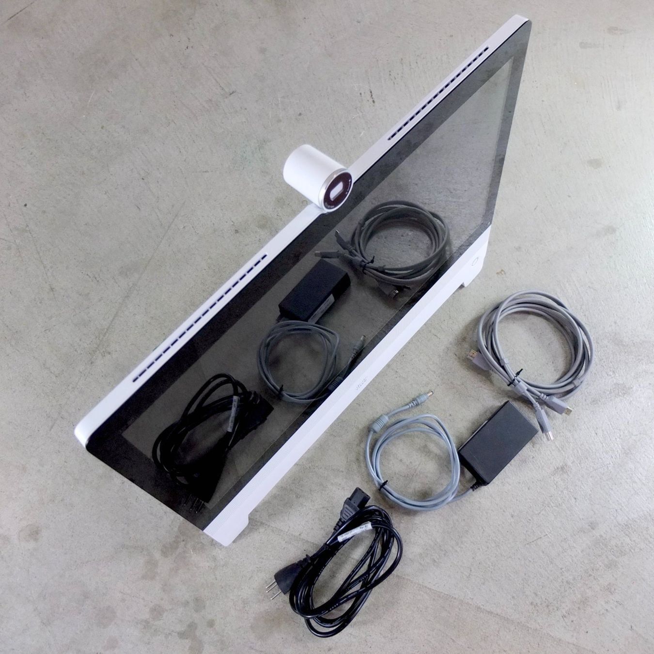 Cisco Monitor: Cisco DX80 Videokonferenzsystem | Bildschirm mitTouch-Screen – Usato da Binningen venduto da vitalii_zozulia 2