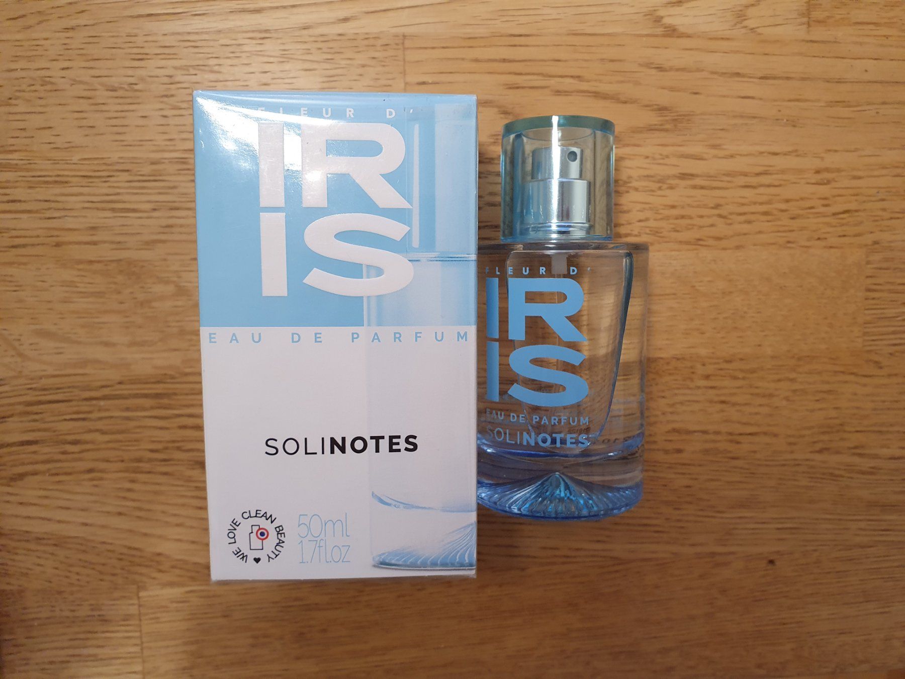 Profumi & Eau de Toilette: Solinotes Fleur d'Iris Eau de Parfum 50ml – Usato da Langnau am Albis venduto da dav_n72f