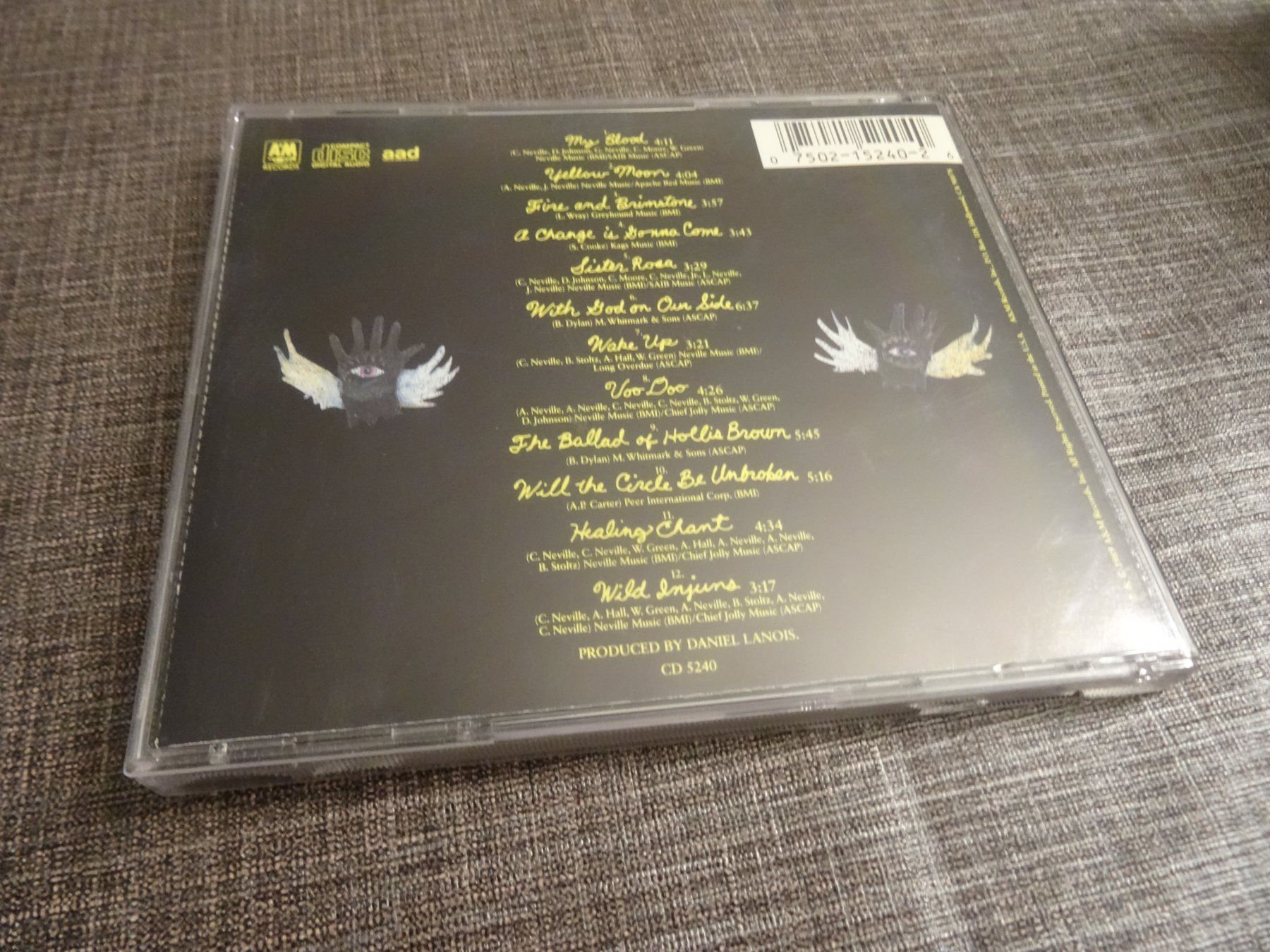 CDs: Neville Brothers CD "Yellow Moon" – Gebraucht aus Olten von Disc-Ausverkauf 1