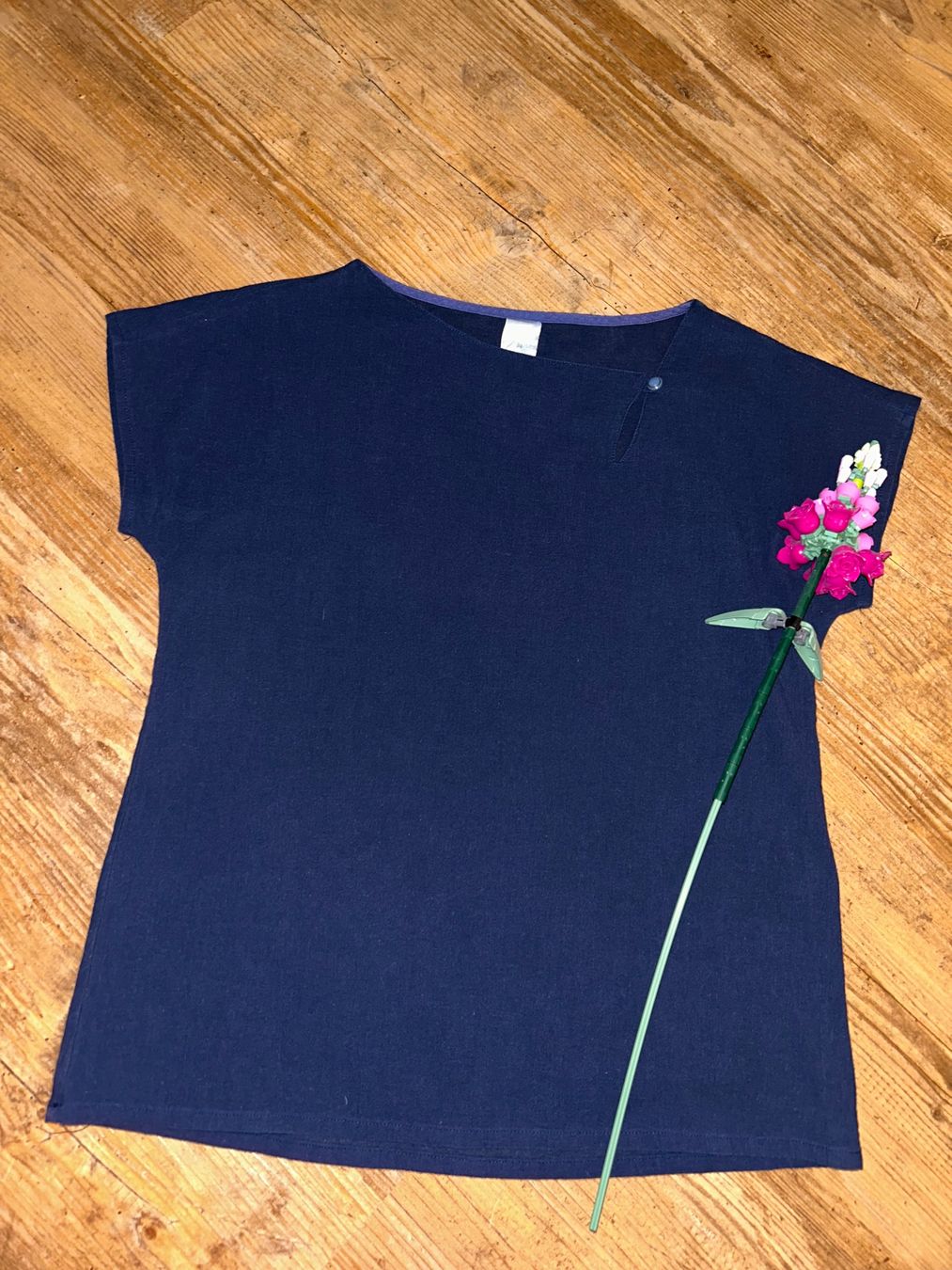 Camicette: Dunkelblaues Blusenshirt 36/38 – Usato da Safenwil venduto da 2hand_aber_wertvoll