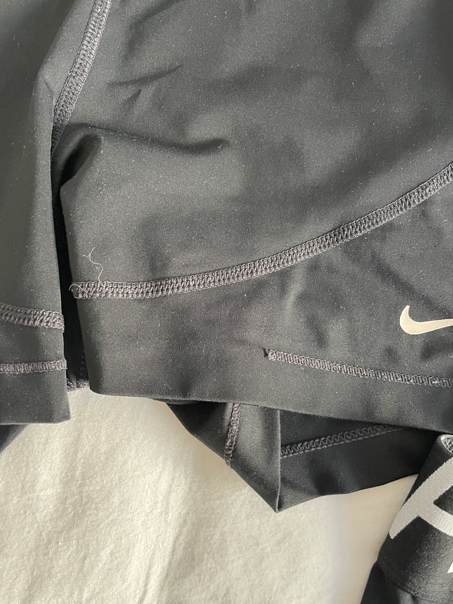 Leggings: zwei Nike Pro Shorts – Usato da St. Gallen venduto da msc_23 1